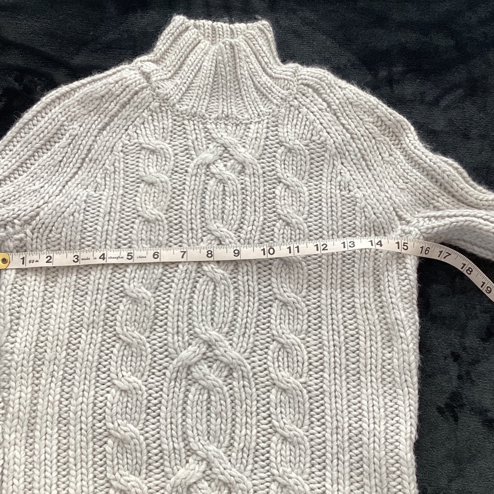 Abercrombie vintage wool sweater,  grey, cable knit, size m, mock turtleneck